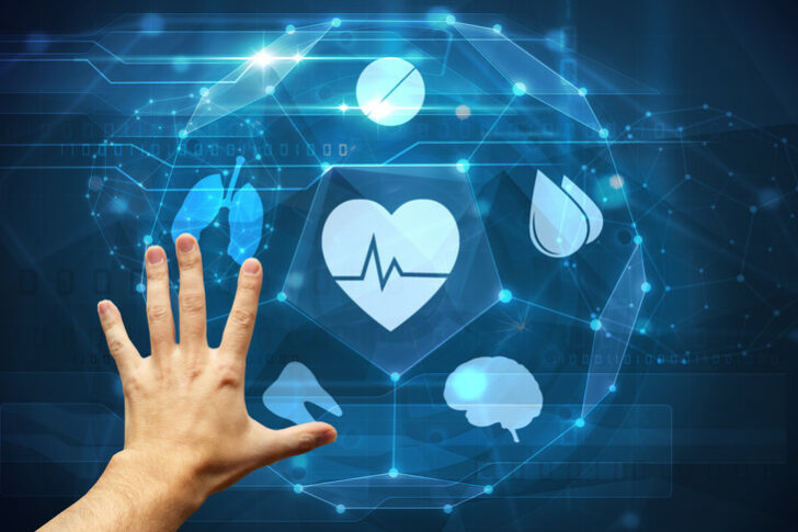 Regards croisés sur les usages du numérique par et pour des personnes âgées en situation de dépendance.